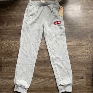 NWT Levi’s boys knit joggers